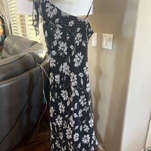 White House Black Market One-Shoulder Floral Dress